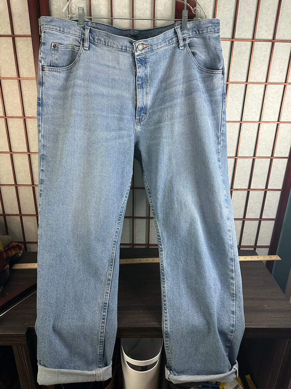 Wrangler Men's Baggy fit, dad jeans light wash 42 X 32
